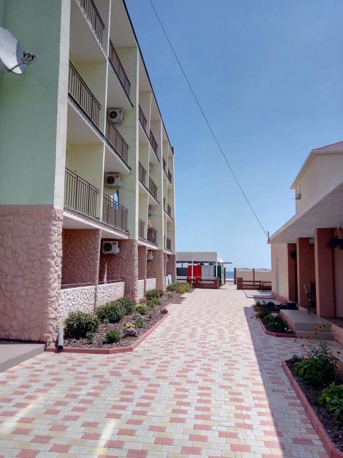 Отель база отдыха МиГ Затока-19